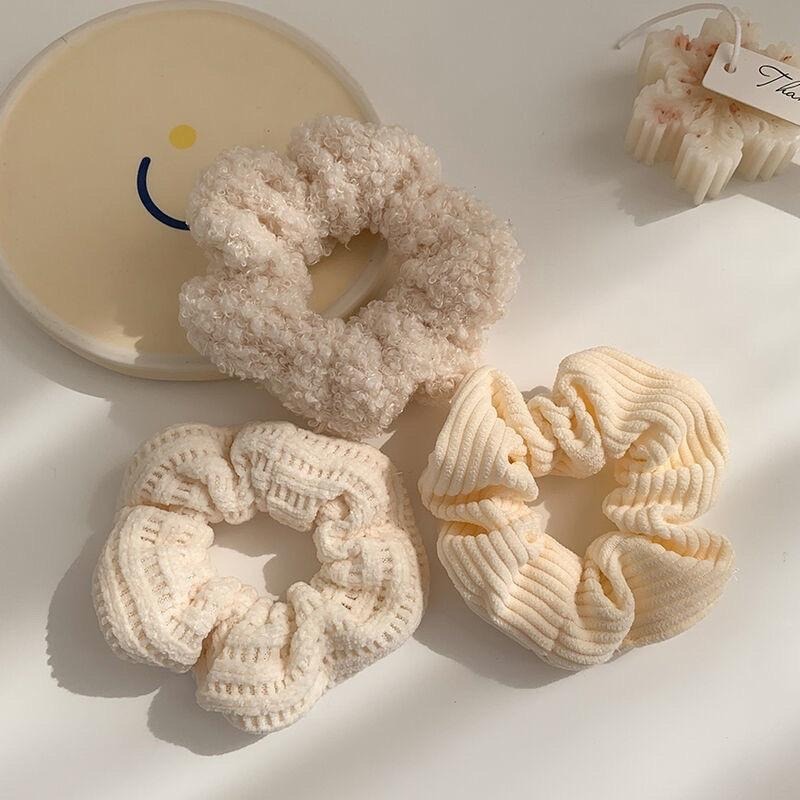 【老闆的娘】高雄現貨 不易滑落 韓版氣質百搭溫柔針織彈力大腸圈 毛呢燈芯絨大腸圈 扎頭髮 包頭 女馬尾髮束 髮飾-細節圖7