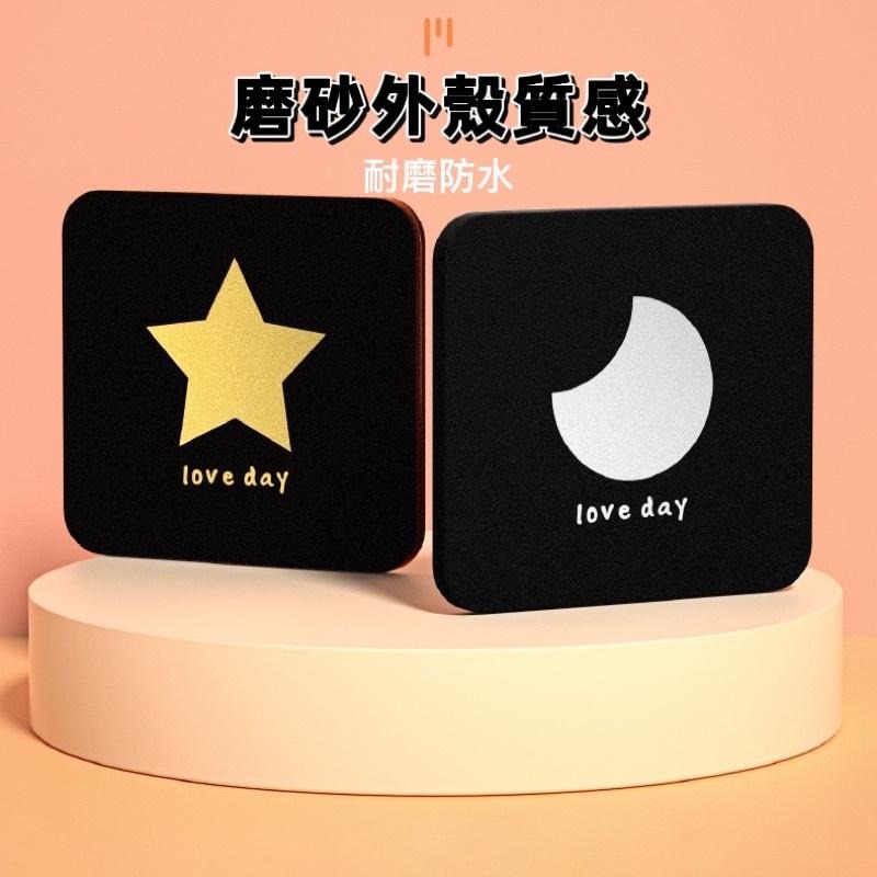 【老闆的娘】高雄現貨 隔日出 折疊雙面小方鏡 摺疊隨身方鏡 補妝鏡 化妝鏡 梳妝鏡 迷你鏡子 雙面鏡 摺疊鏡 小鏡子-細節圖4