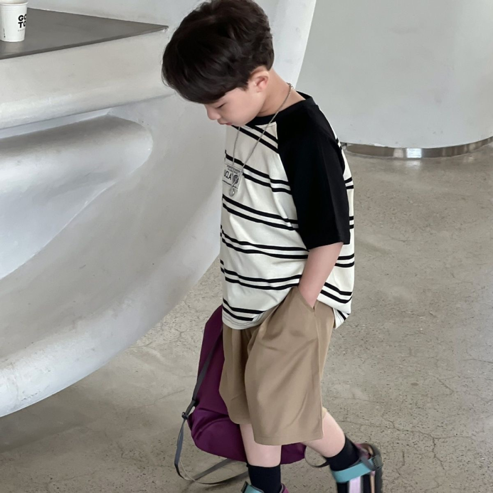 插肩感撞色條紋胸貼布上衣-細節圖2