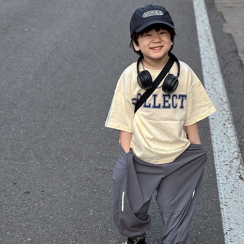 前字母背後貼布挺版上衣-細節圖2