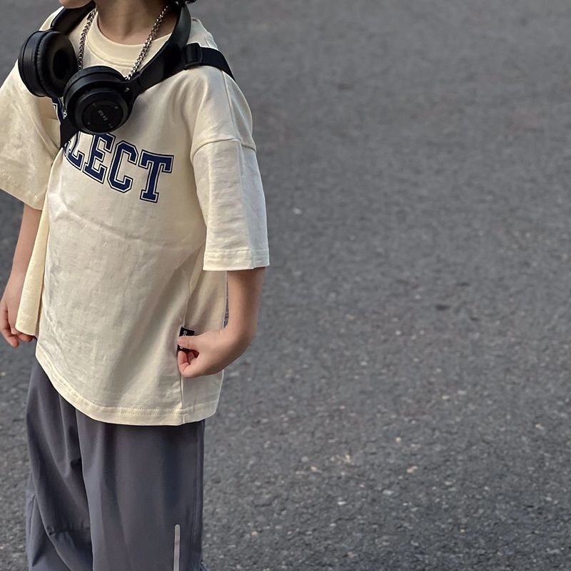 前字母背後貼布挺版上衣-細節圖5