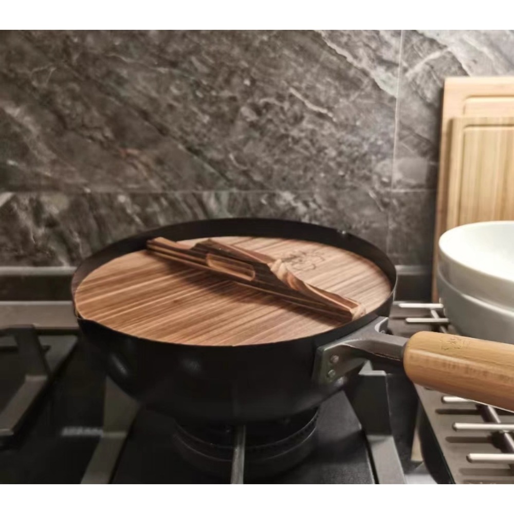 限量版送杉木鍋蓋 日本製 日本煌鐵鍋 加深款易翻炒 24公分 24cm 燕三條 獨家專利纖維紋-細節圖2