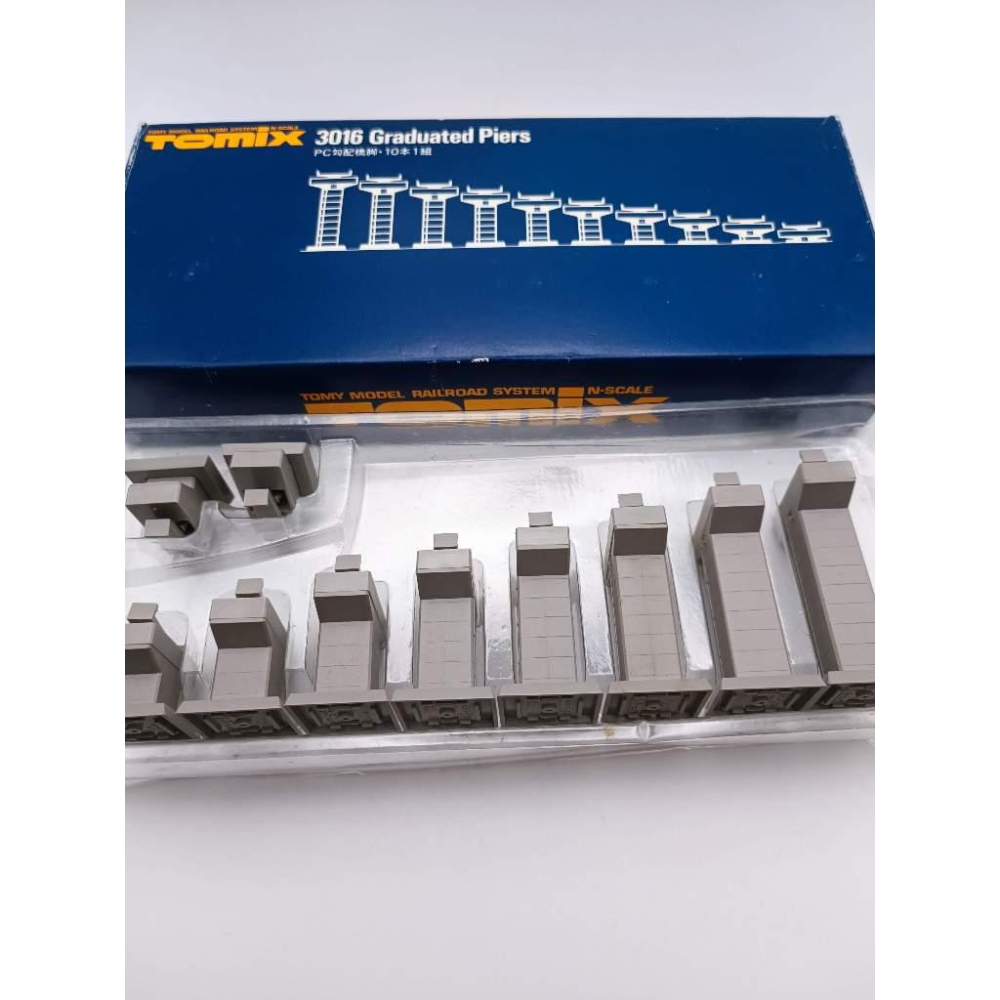 二手/現貨/N規軌道 TOMIX 3016 PC勾配橋腳 水泥橋腳 P1-P10（目前無盒，用袋裝）-細節圖2