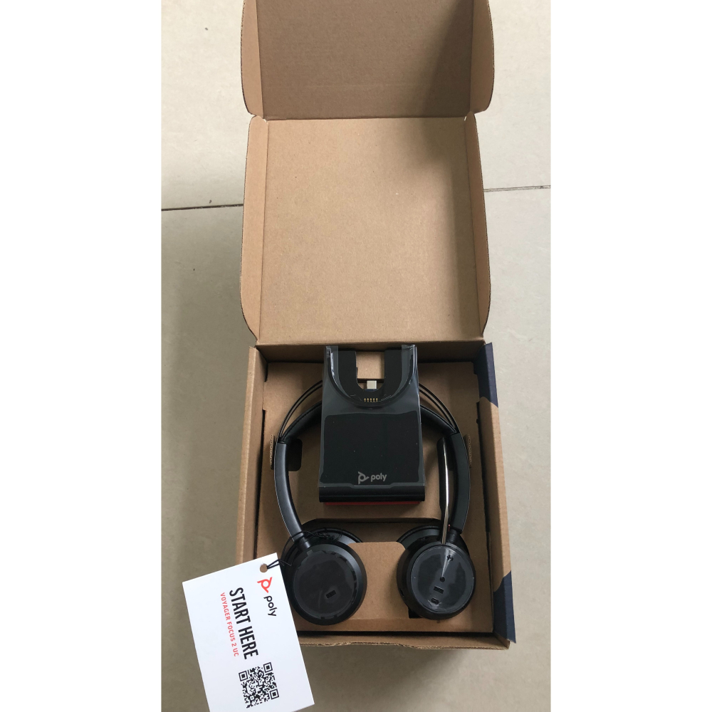 全新原廠貨 二年保固 Poly Voyager Focus2 UC 主動降噪藍芽耳機 配BT700接收器 電腦／手機雙用-細節圖2