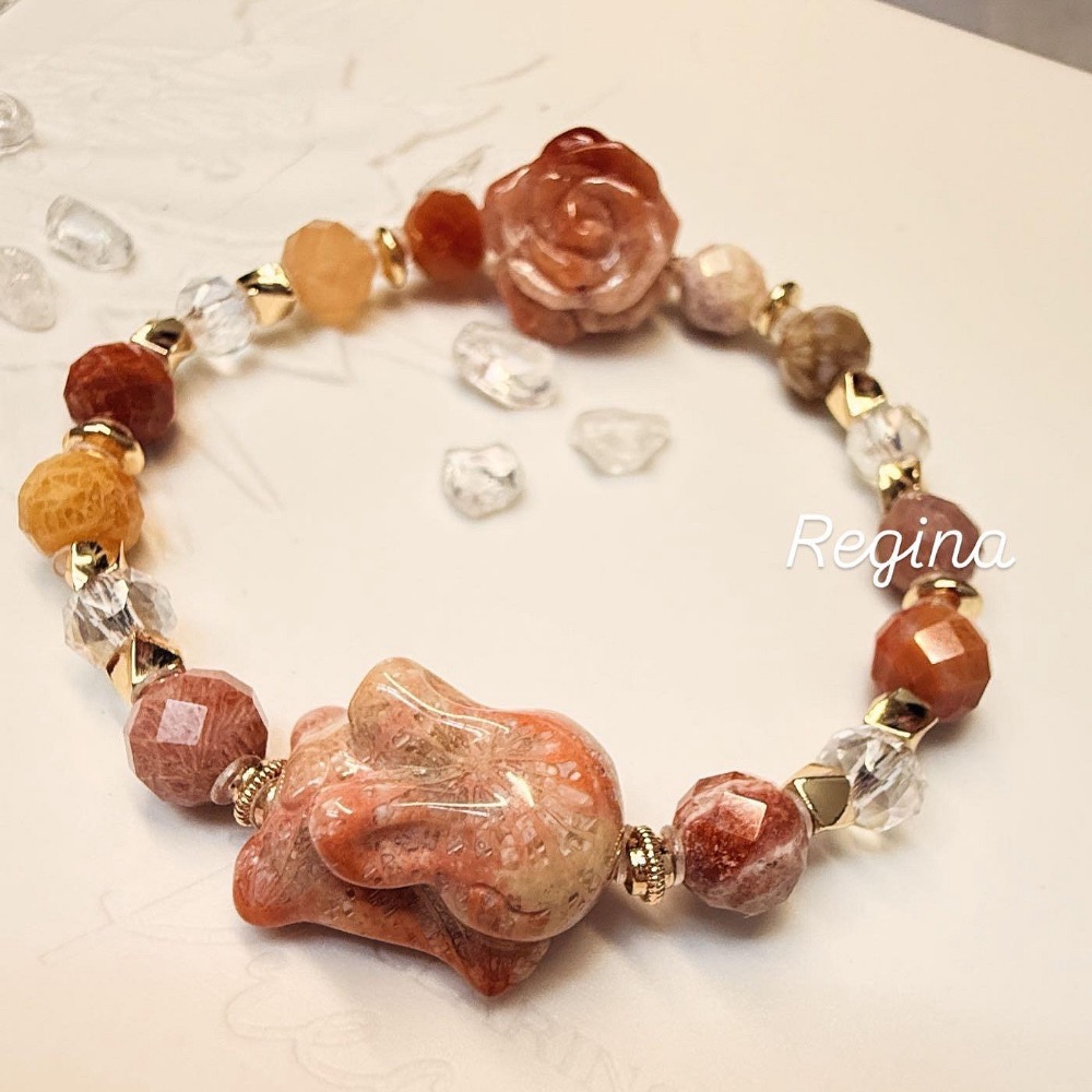 🌹 甜蜜好運：珊瑚玉兔子・玫瑰花單圈手鍊 💖-細節圖2