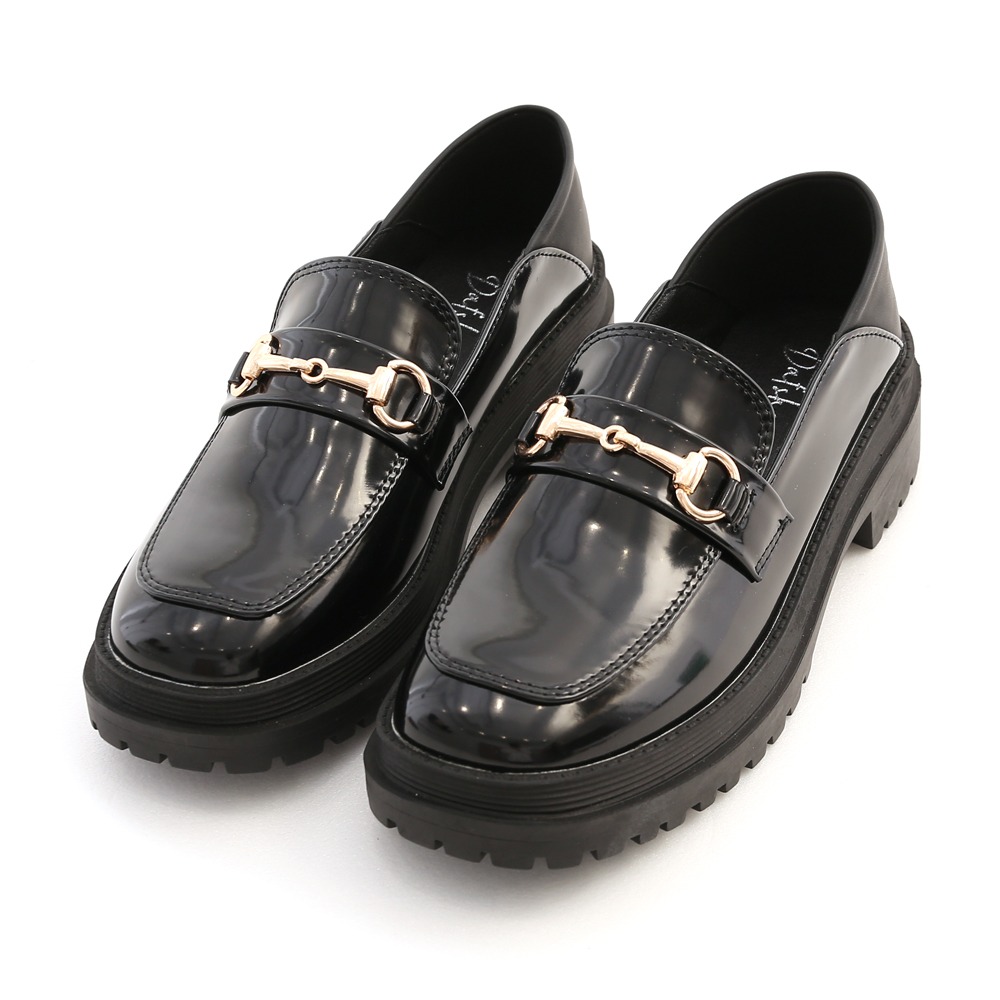 D+AF 搶眼時髦．馬銜釦漆皮鬆糕樂福鞋 黑 37-細節圖4