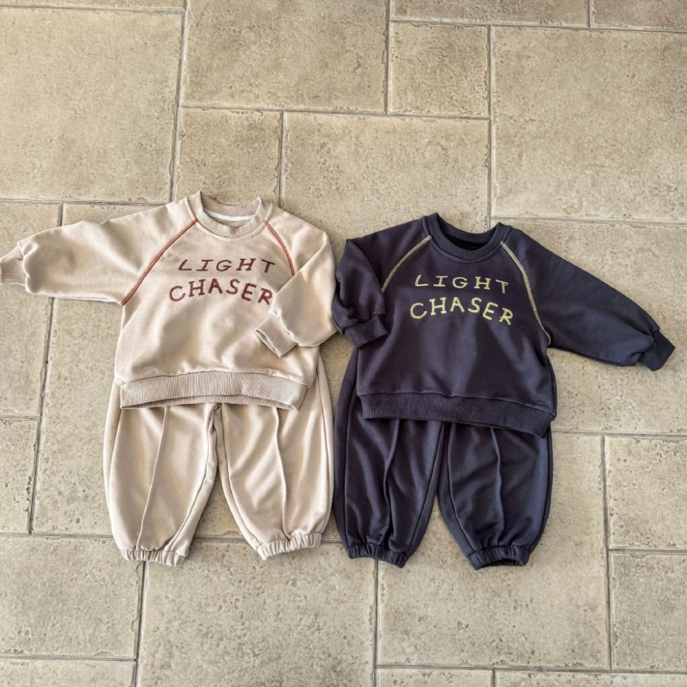 兒童車線設計字母運動休閒寬鬆衛衣套裝-細節圖7