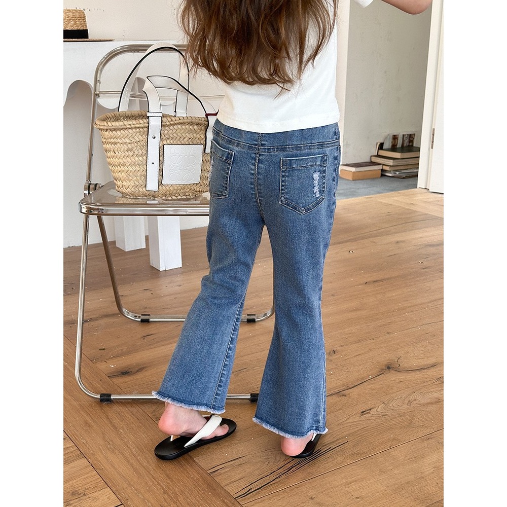 Ambb.kids 女童春季百搭毛鬚邊喇叭牛仔褲-細節圖3