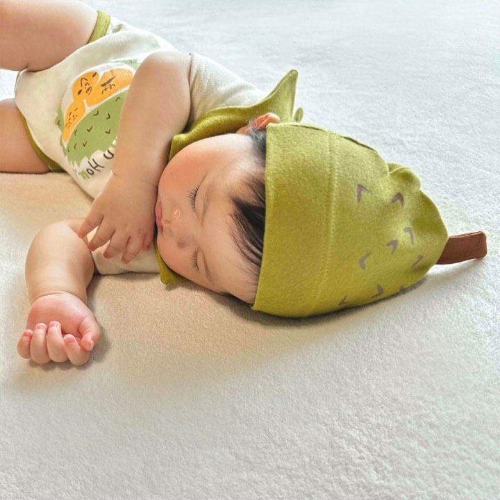 Tommy＇s gifts 寶寶INS款榴槤造型包屁衣(含帽子)-細節圖3