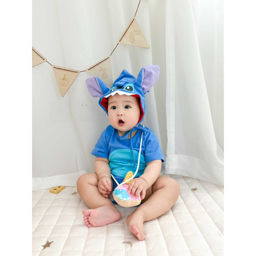 Tommy＇s gifts 寶寶INS款史迪奇造型包屁衣(含帽子)-細節圖2