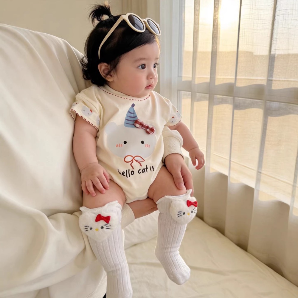 寶寶夏季米色貓貓蝴蝶結短袖包屁衣(含襪子)-細節圖2
