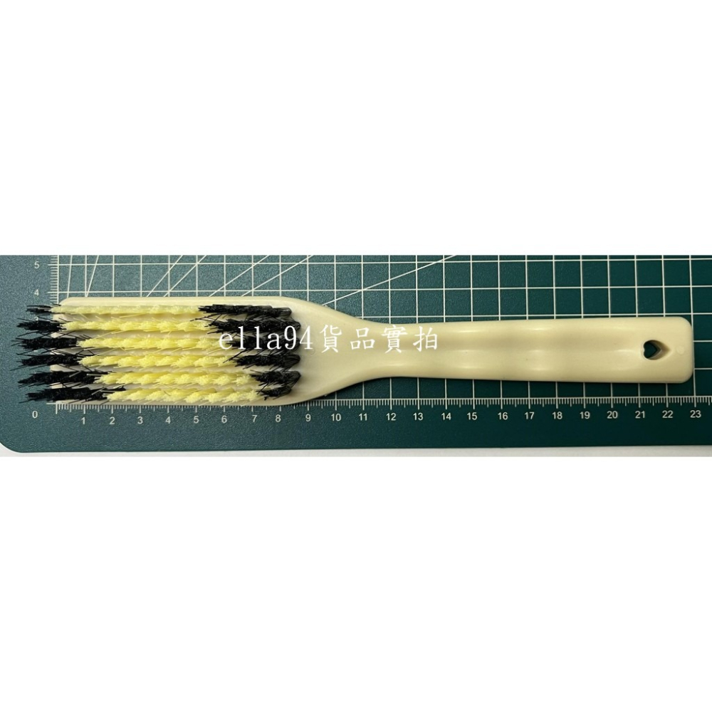 志志賣場-雙色軟毛刷  軟毛鞋刷  刷子  鞋刷(不挑色隨機出貨)-細節圖2