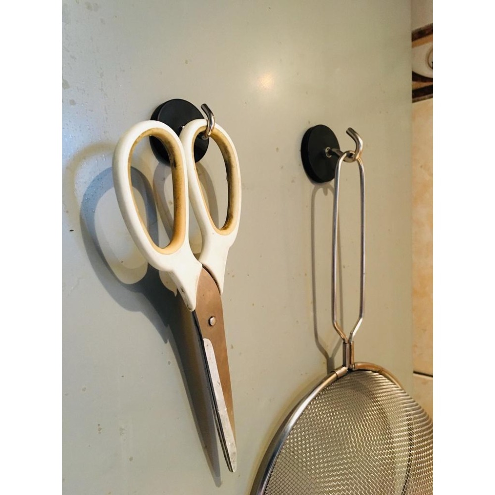 【LiCH】A059 D43包膠強力磁鐵掛勾 吸附不傷烤漆 多功能應用 車體鈑金 無螺絲角鋼 置物架 白板 冰箱 金屬門-細節圖6