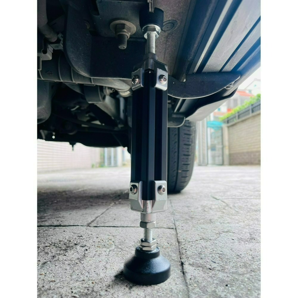 【LiCH】A195 免工具 手轉車身穩定器 防車震神器  車泊、車宿 防搖動 防晃動 汽車支撐架 固定架 防車震用-細節圖3