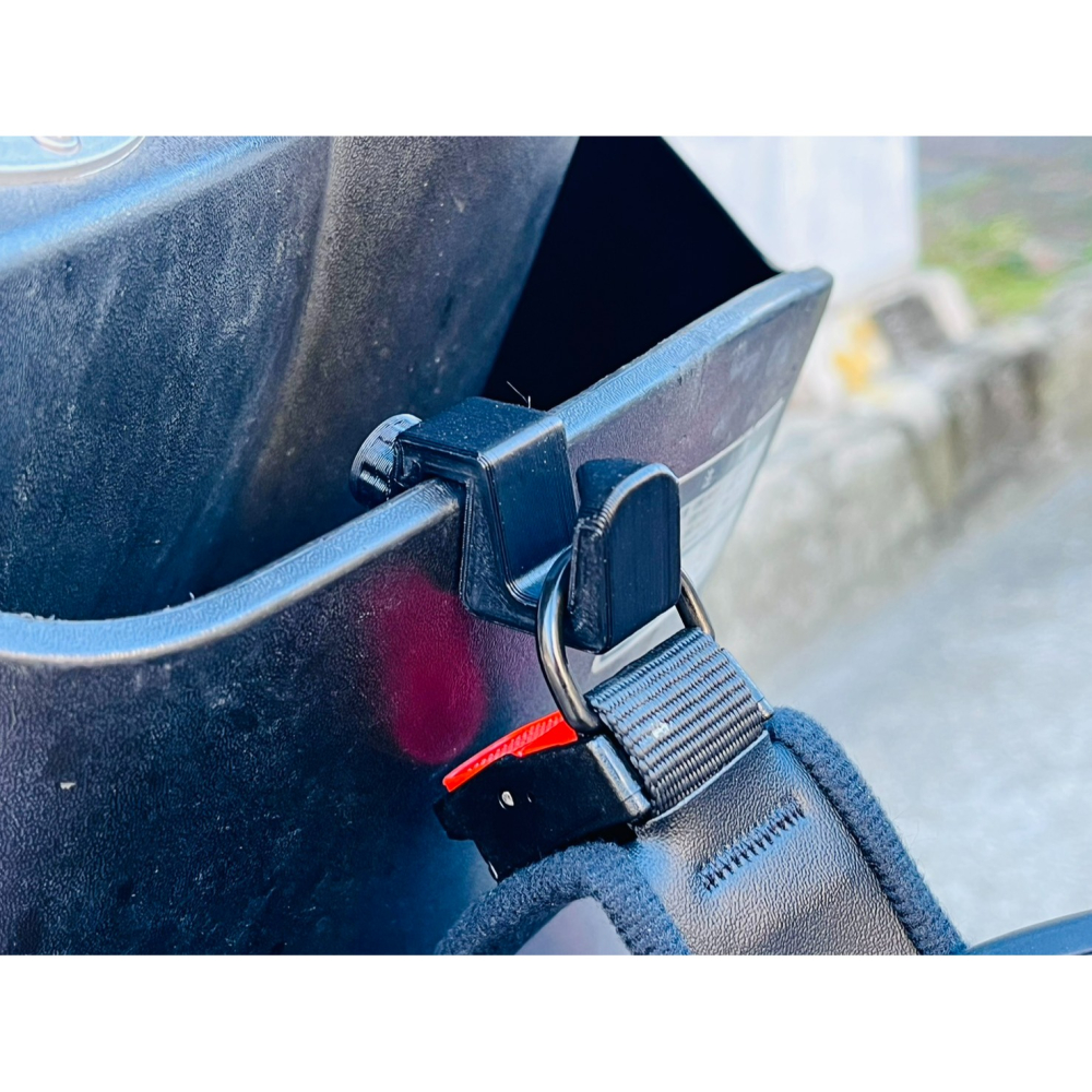 【LiCH】A198 摩托車折疊置杯架 折疊收納 開口可縮放大小 手轉螺絲固定 簡約設計 機車杯架 保溫杯架 飲料杯架-細節圖9