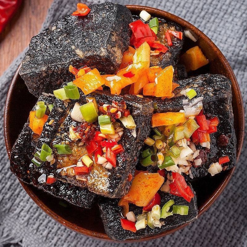 【台灣24H秒發】長沙臭豆腐 臭豆腐 豆腐 蒜味豆腐 即食 下酒菜 香辣 蒜蓉 大陸零食 零嘴 台中現貨 快速出貨-細節圖9