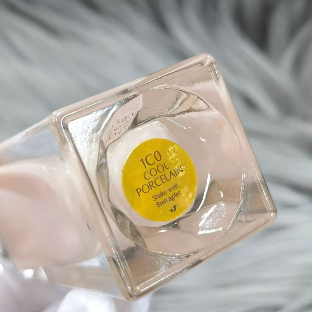 雅詩蘭黛新款白金粉底液-細節圖3