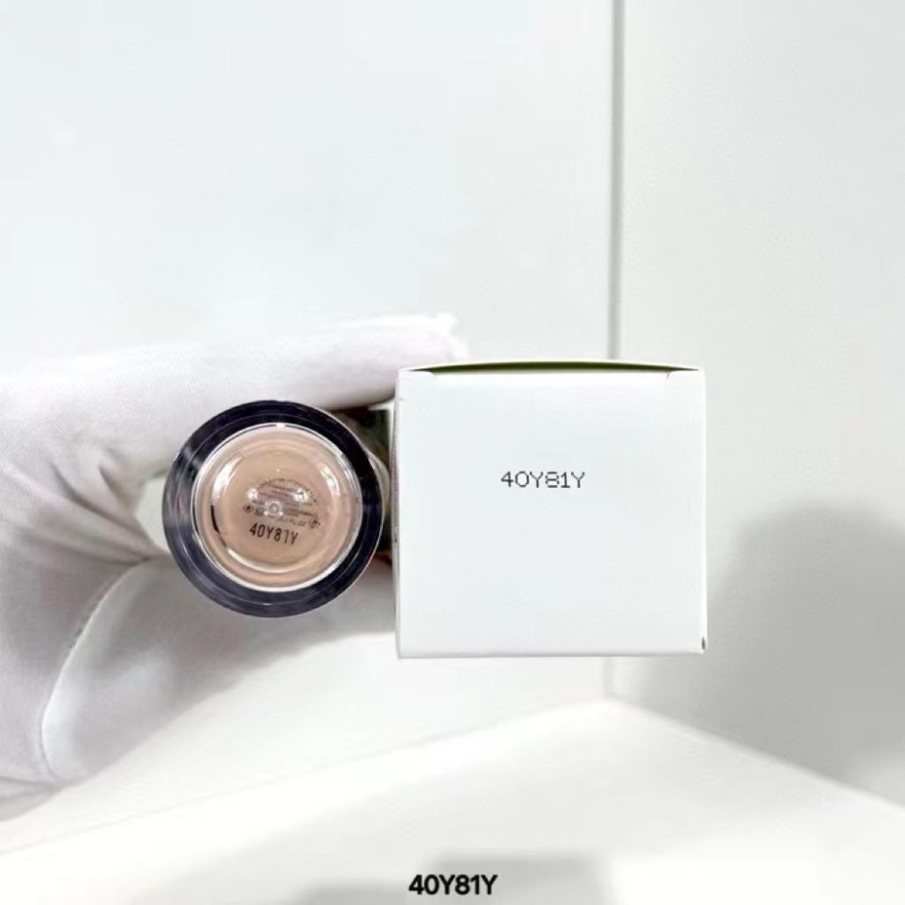 普拉達光子粉底液30毫升-細節圖6