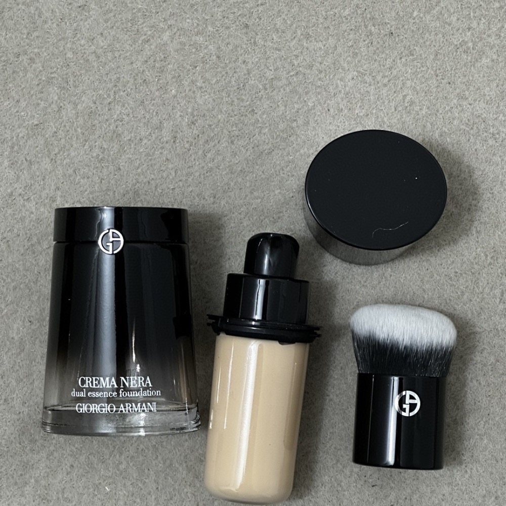 阿瑪尼黑曜石黑鑰匙粉底液30ml-細節圖4