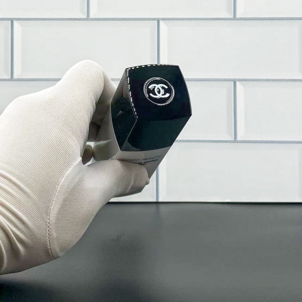 香奈兒山茶花潤澤水感乳液30ml！-細節圖8