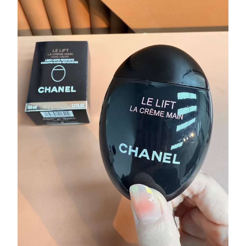 【海南免稅店】香奶奶黑蛋護手霜-細節圖5