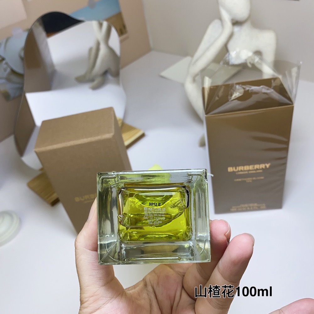 BUEBERRY/博柏利巴寶莉 高定系列山楂樹花香水100ml-細節圖3