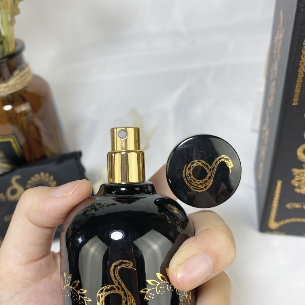 Gucci 古馳陶瓷煉金術士花園黑瓶蛇之響 “The Voice of the Snake蛇之謎”香水100ml-細節圖3