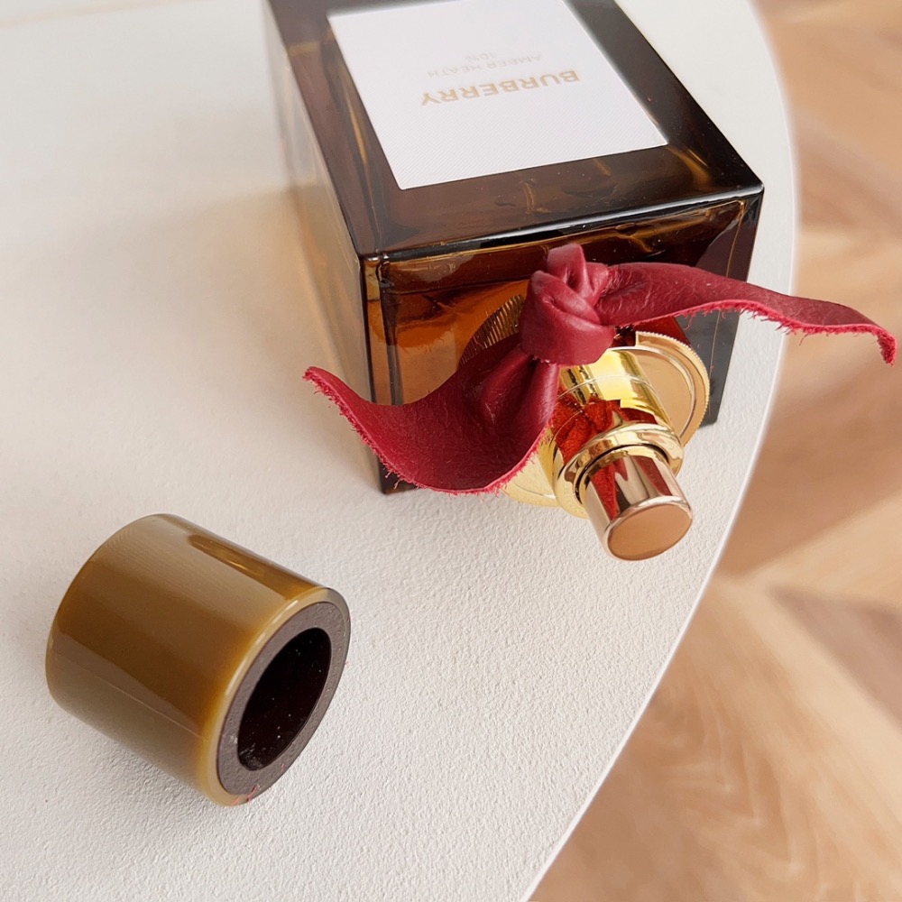 巴寶莉Burberry  高定香水—琥珀石楠|||Burberry琥珀石楠，我願稱之為琥珀香之神-細節圖6