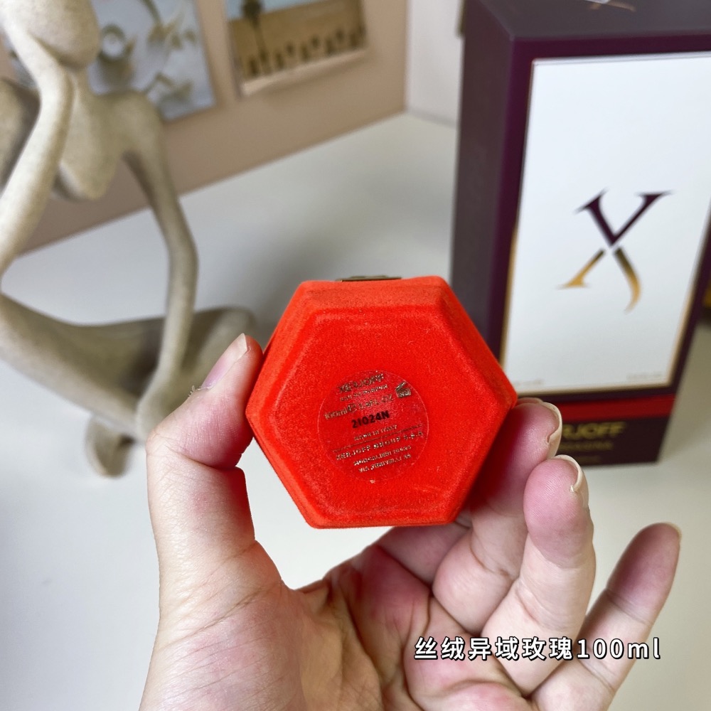 希爵夫絲絨異域玫瑰100ml  Xerjoff Wardasina, 2019-細節圖4