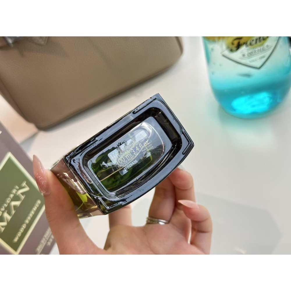 寶格麗紳士系列-綠意森林（城市森林）100ml  Bvlgari Man Wood Essence,-細節圖5