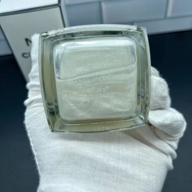 香奈兒白金5號精華油聖誕限量版250ml-細節圖6