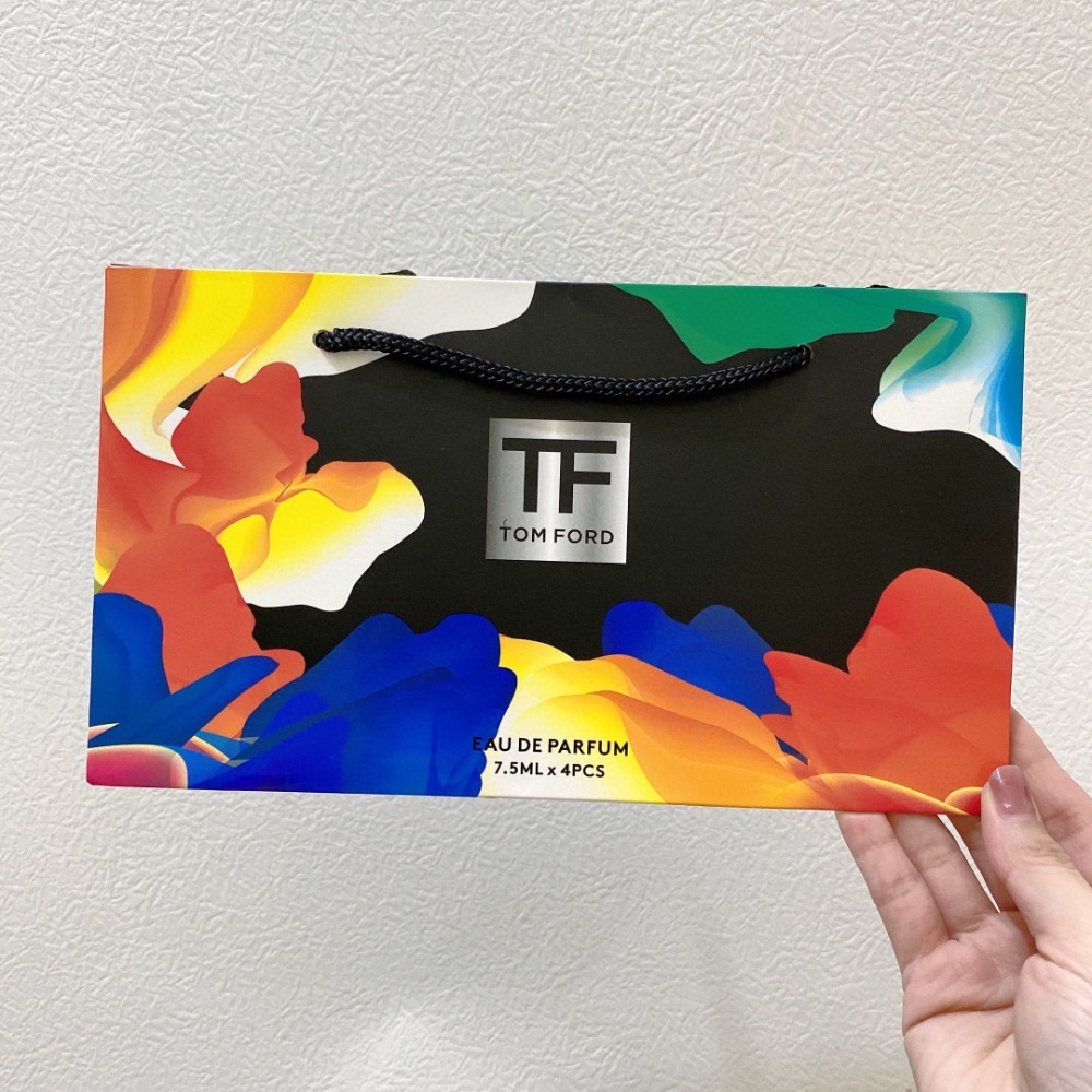 🌸TF新款黑彩禮盒香水小樣4件套-細節圖3