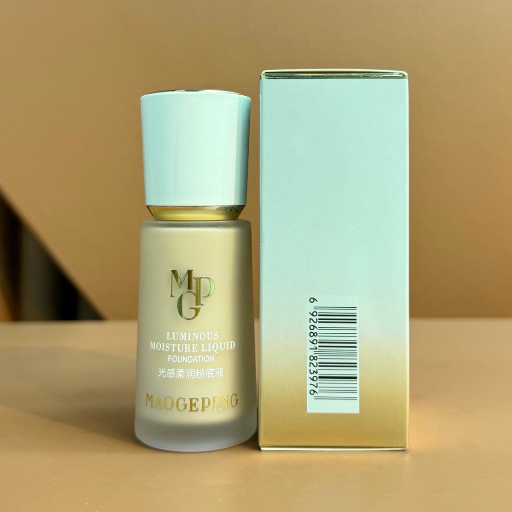 毛戈平光感柔潤粉底液M802色號-細節圖3