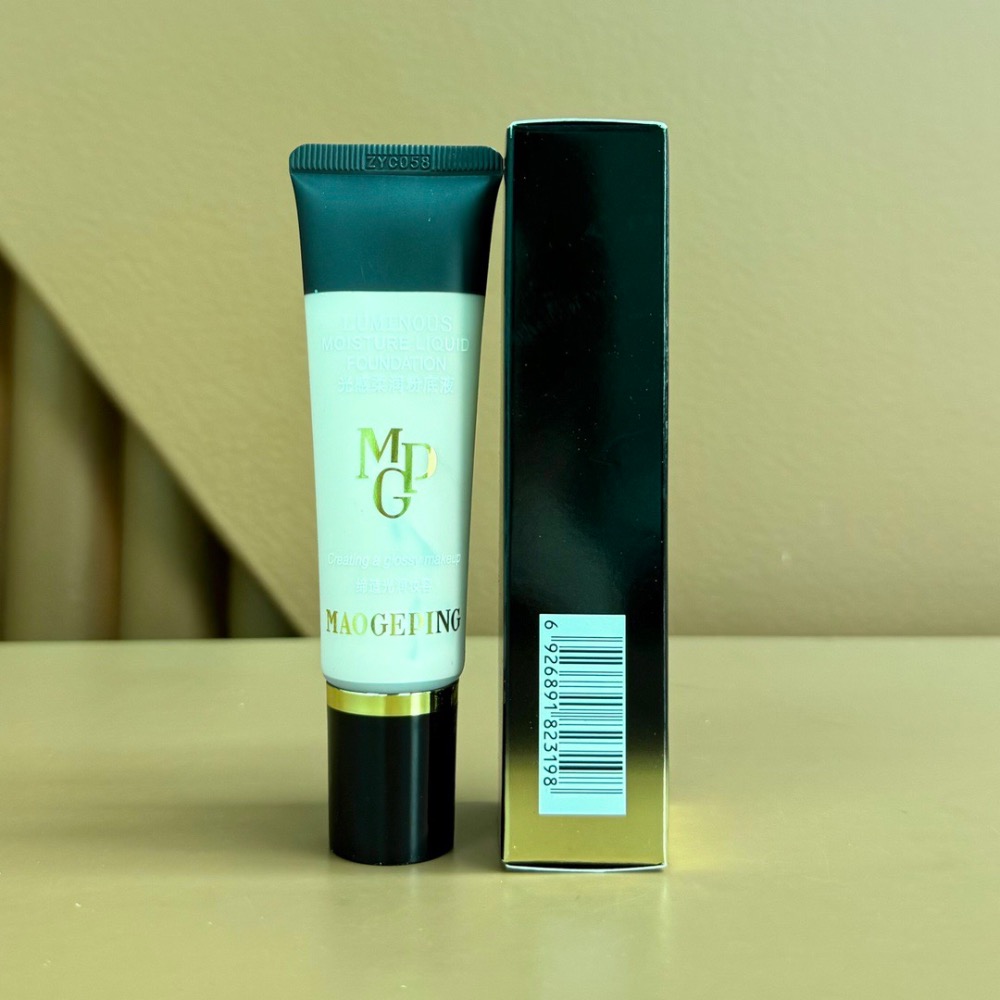 毛戈平光感柔潤粉底液20ml（便攜裝 只有801色號）-細節圖3