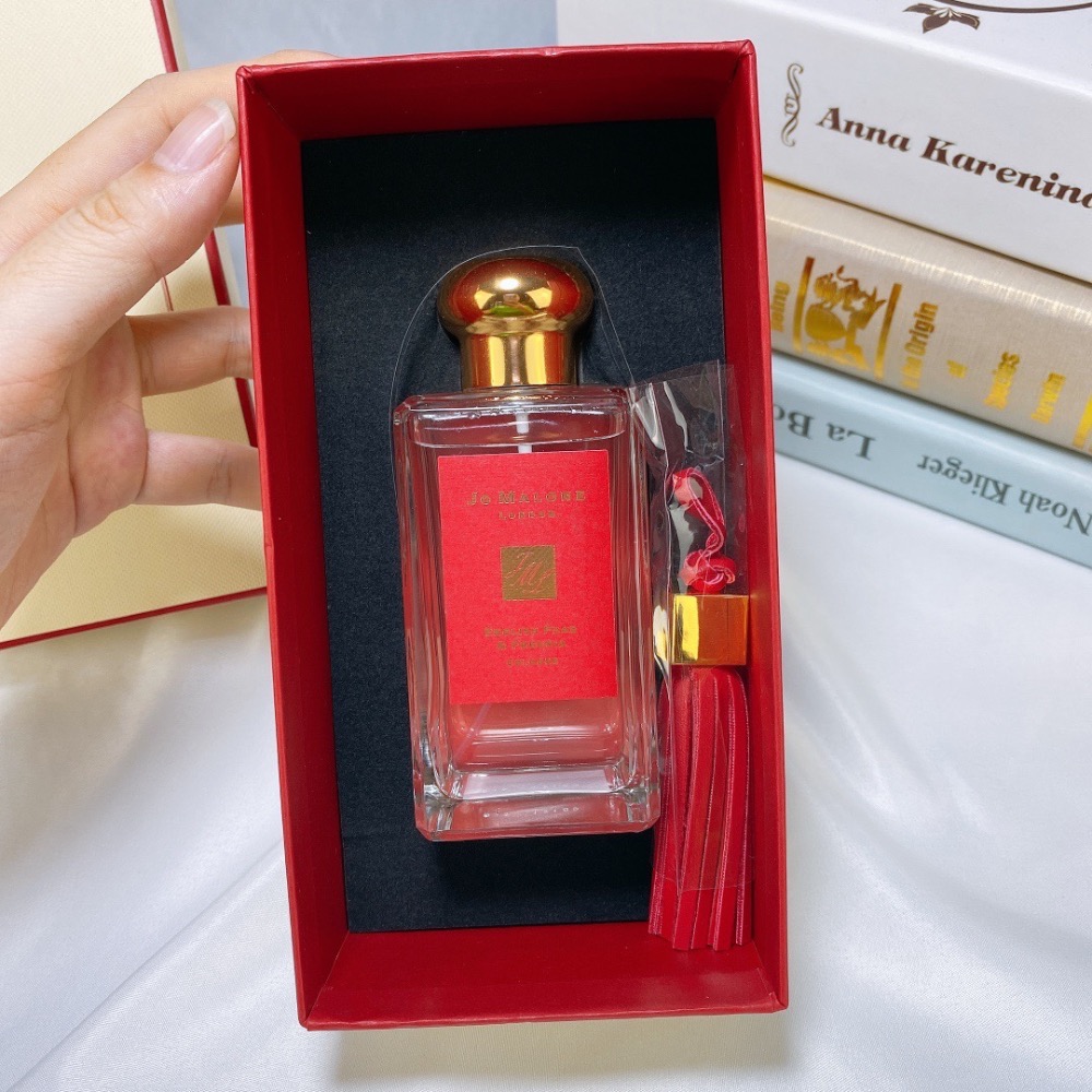 祖馬龍新款 祖瑪瓏古典流蘇大紅英國梨香水100ml-細節圖2
