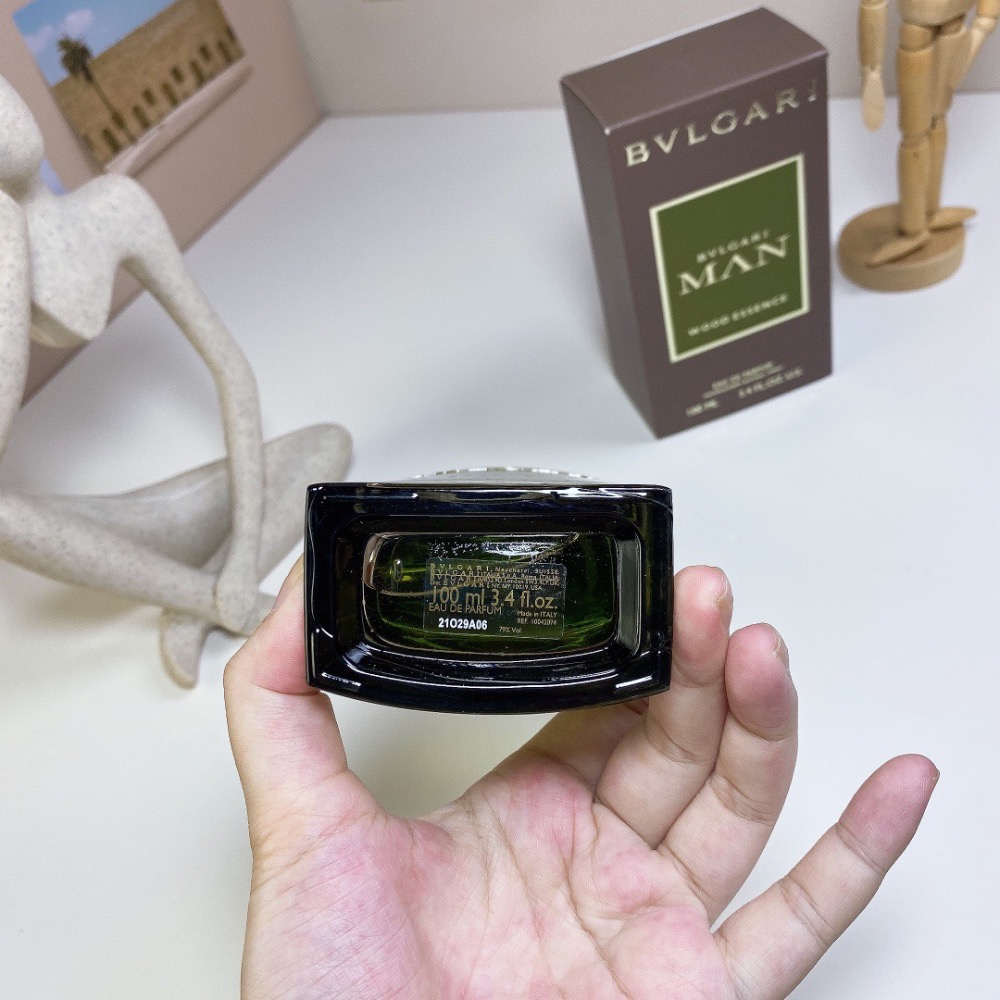 寶格麗紳士系列-綠意森林（城市森林）100ml  Bvlgari Man Wood Essence, 2018-細節圖3