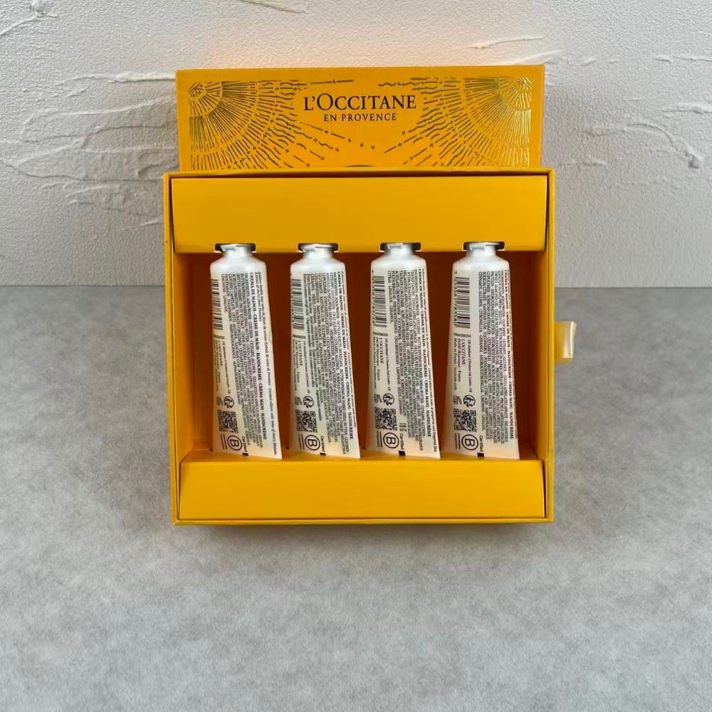 2025年最新版限定聖誕款歐舒丹護手霜四件套，配禮袋-細節圖4