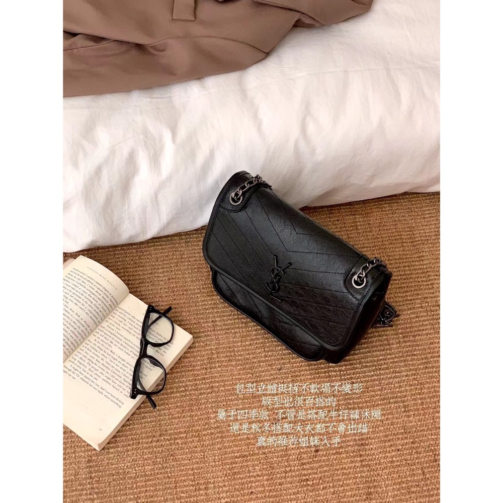 新品特價～聖羅蘭Niki郵差包-細節圖3