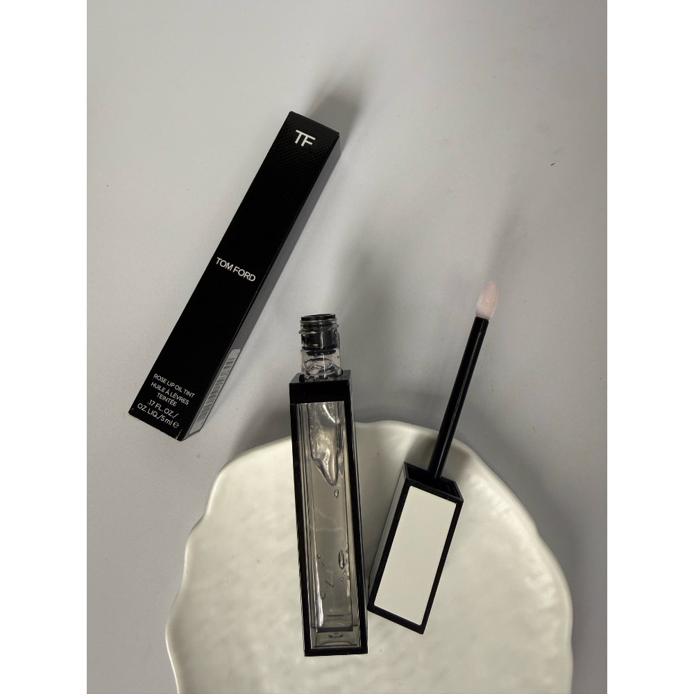 Tf玫瑰純露唇釉-細節圖3