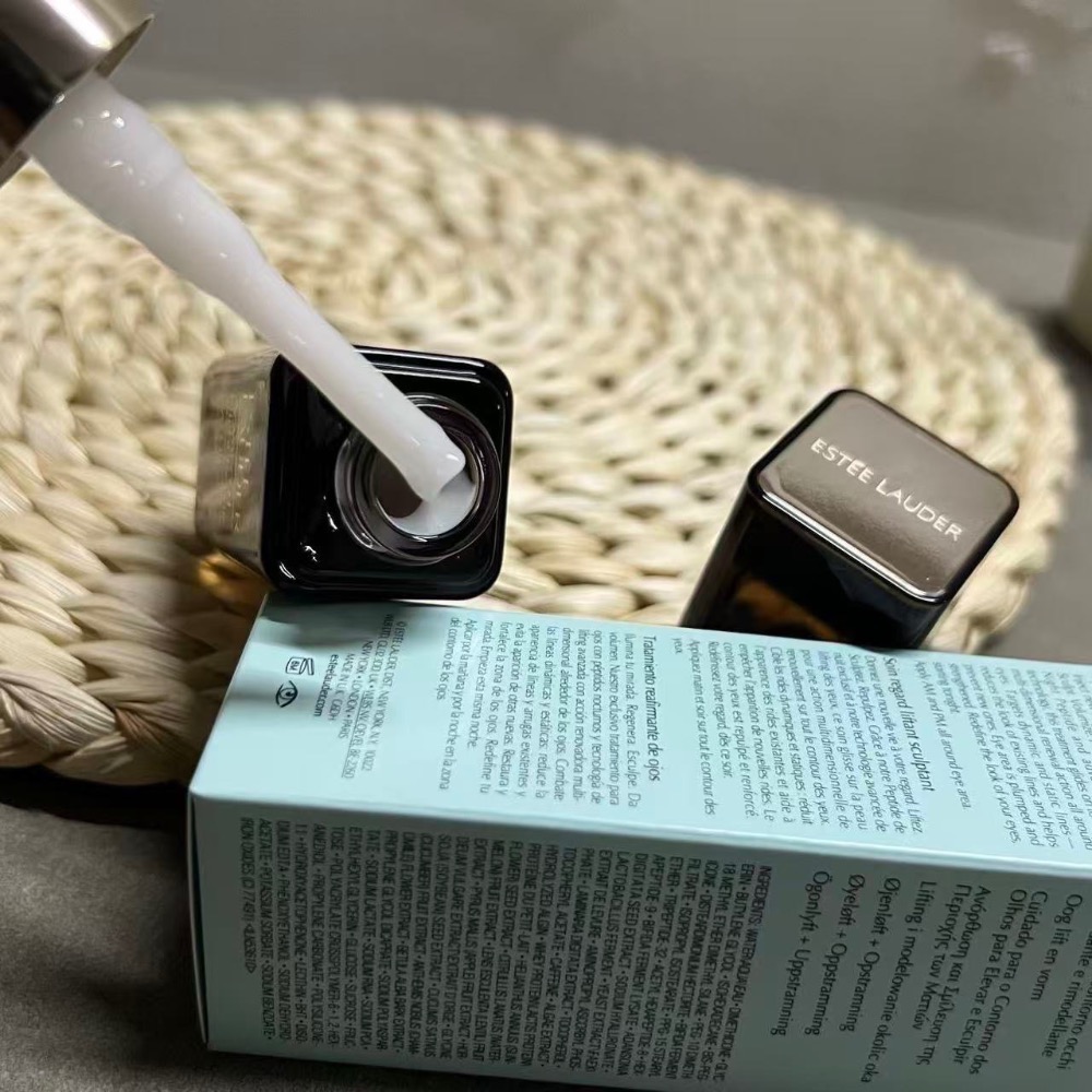 現貨到～新版雅詩蘭黛微雕眼霜15ml-細節圖4