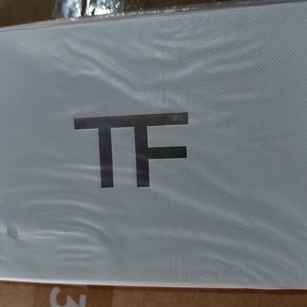 專櫃T家贈品PU信封超薄高顏值帶盒-細節圖3