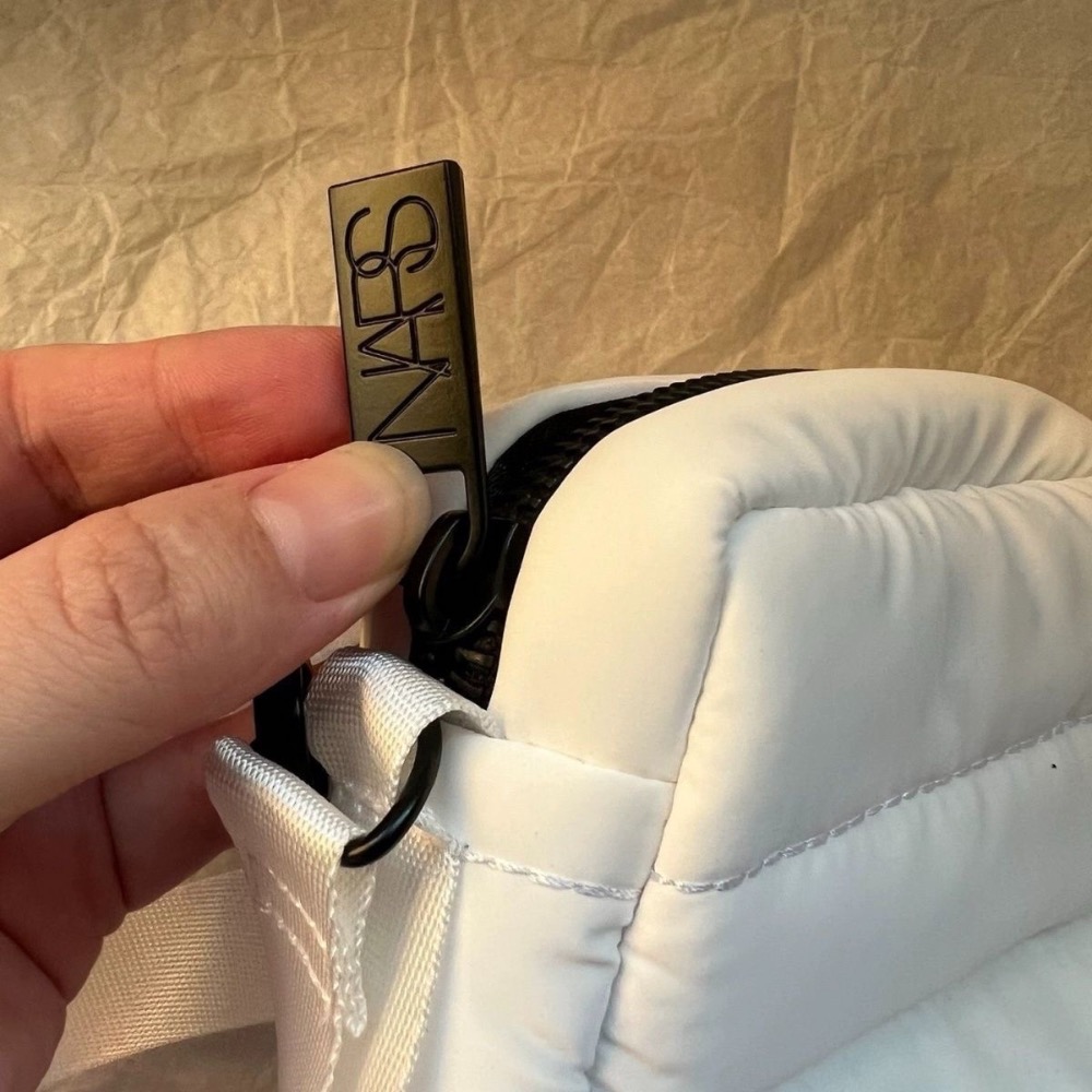 NARS專櫃贈品化妝包-細節圖2