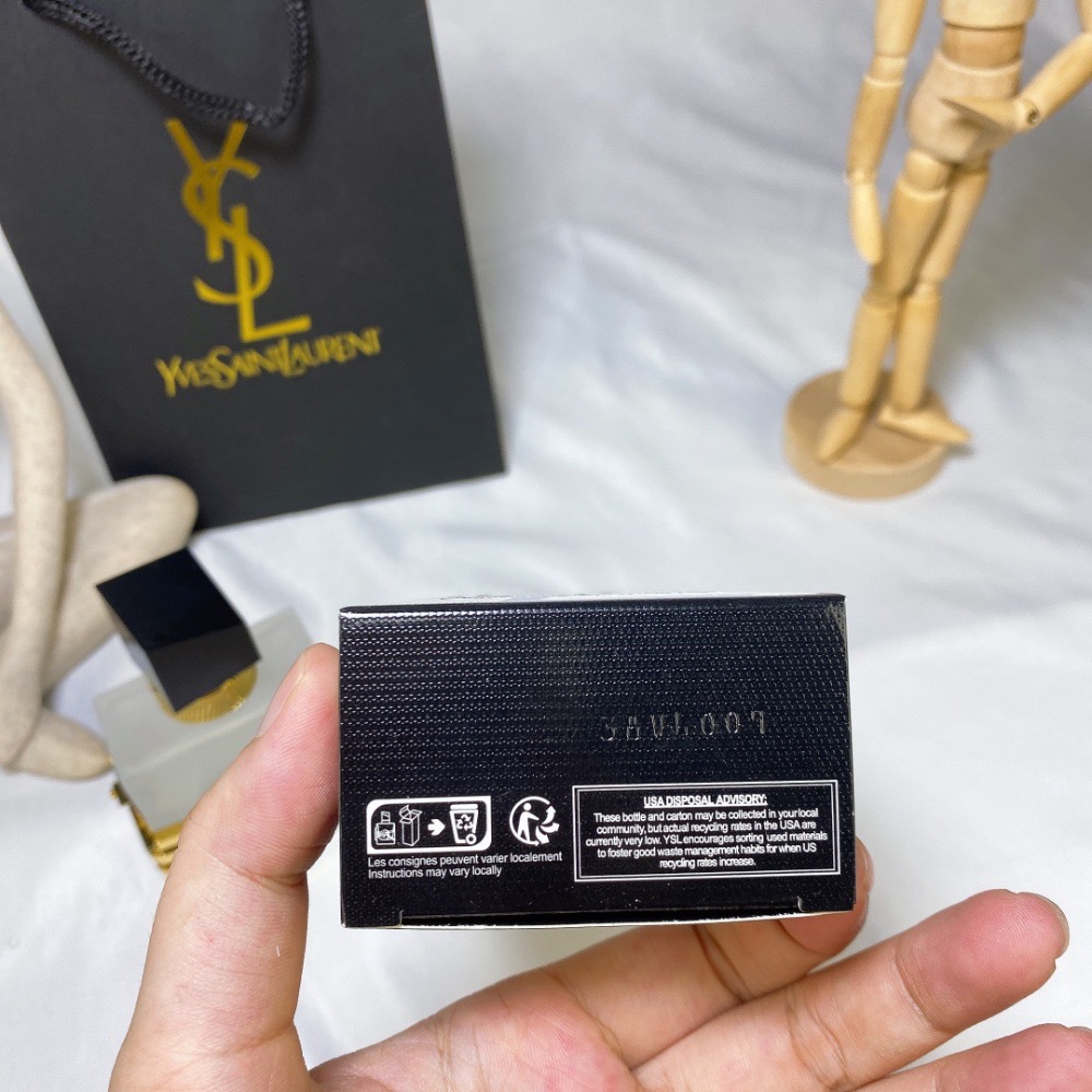 聖羅蘭自由之香頭髮噴霧35ml！-細節圖8