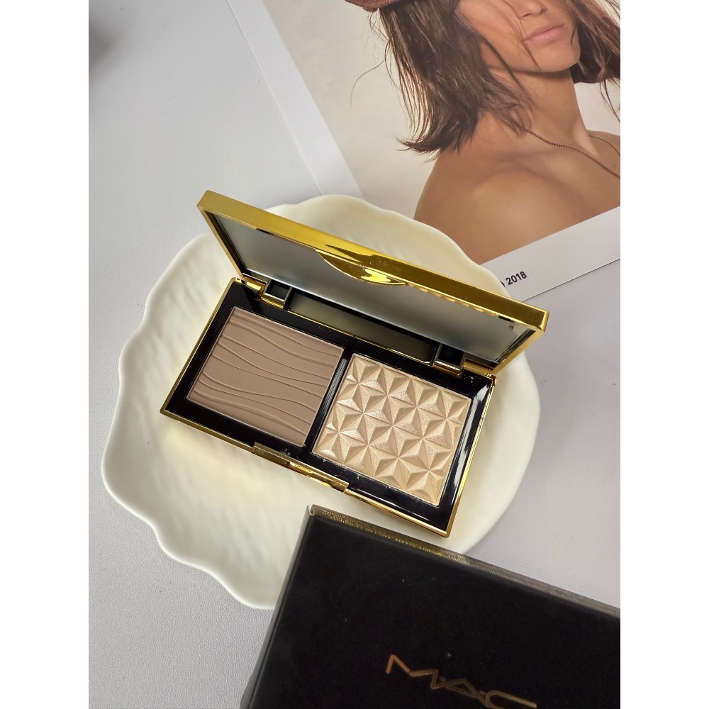 MAC魅可小金盒雙色修容高光生薑高光+Omega鼻影眼影7g-細節圖2