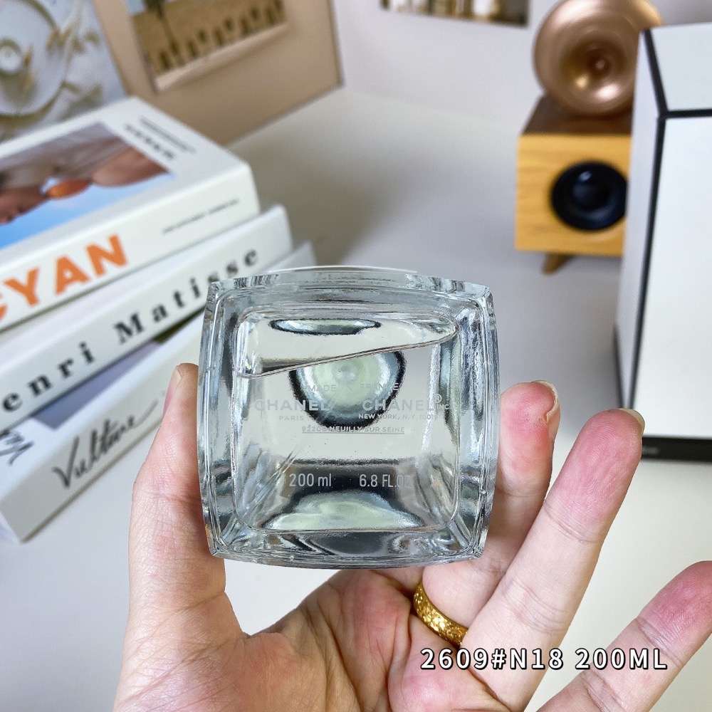 香奈兒珍藏系列-十八號濃香水200ml-細節圖3
