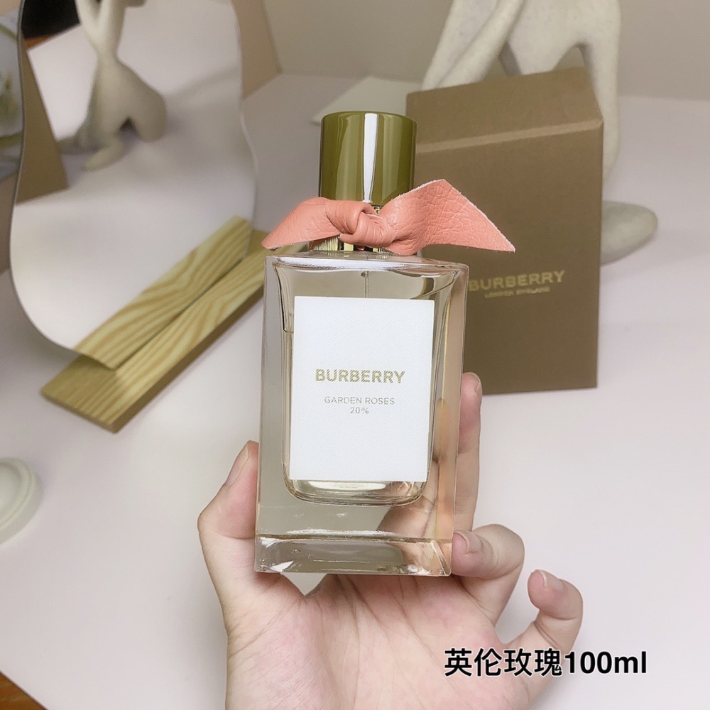 紅玫瑰(英倫玫瑰)香水Burberry Garden Roses-細節圖3