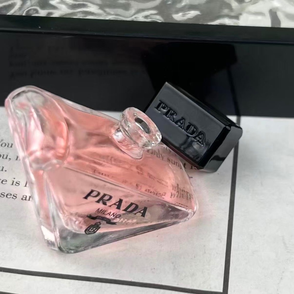 《重磅新品》 PRADA普拉達綠夢花園四件套-細節圖4