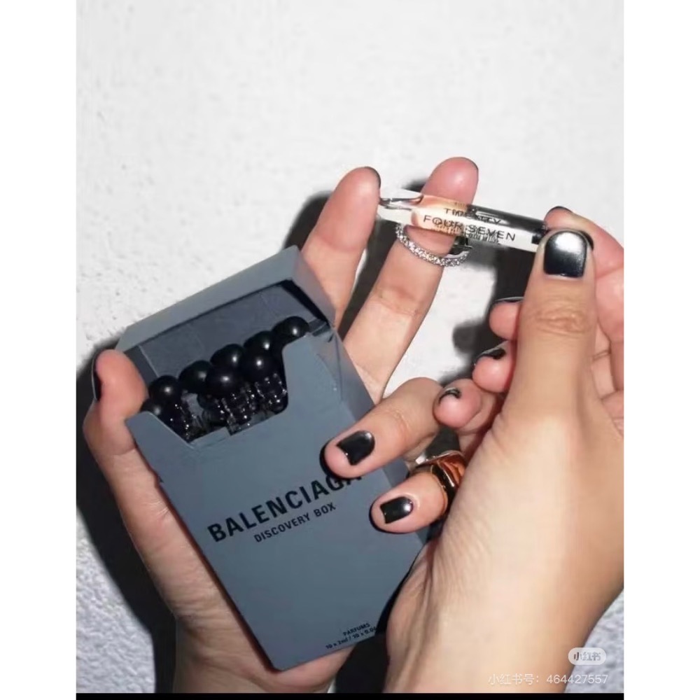 現貨到～💥獨家新品～巴黎世家BALENCIAGA 煙盒香水小樣十件套-細節圖3