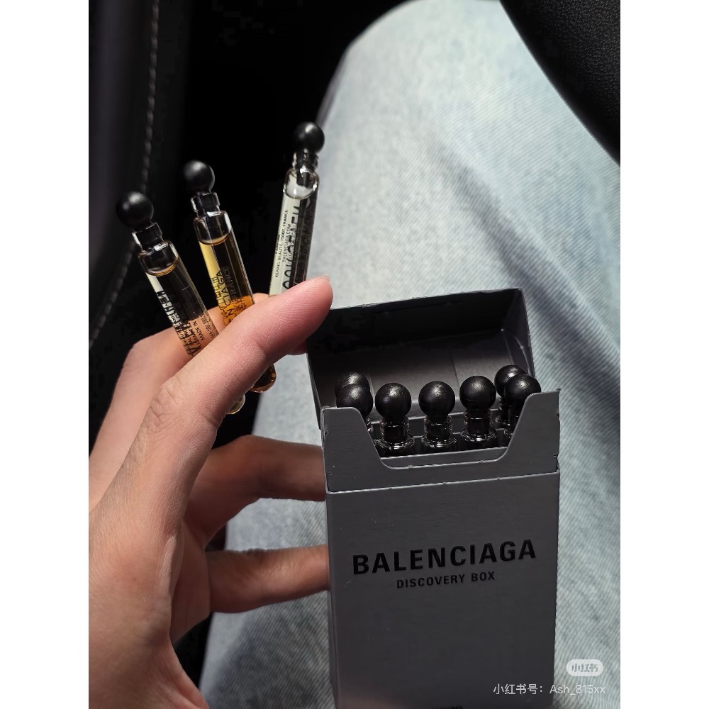 現貨到～💥獨家新品～巴黎世家BALENCIAGA 煙盒香水小樣十件套-細節圖4