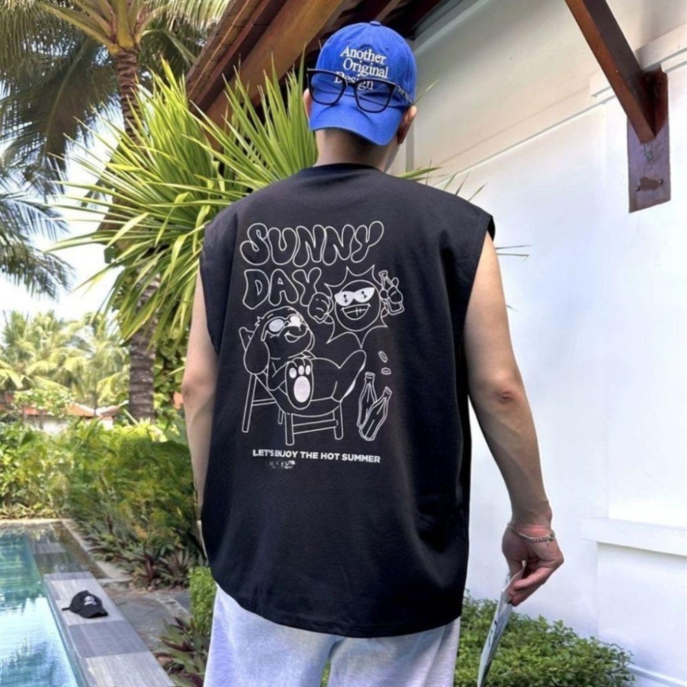 ⚡opbrand_shop⚡Q版插畫 寬肩背心 熱帶度假風 20支純棉 運動背心 無袖背心 健身背心 8A-M-VT-細節圖2